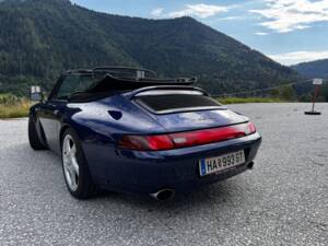 Image 3/6 de Porsche 911 Carrera (1995)