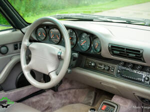 Image 15/60 de Porsche 911 Carrera (1994)