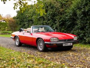 Image 12/50 of Jaguar XJS 5.3 V12 (1988)