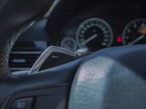 Bild 33/49 von BMW 640i (2011)