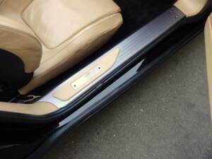 Bild 68/99 von Aston Martin DB 9 Volante (2006)