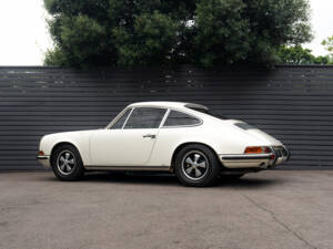 Image 15/78 of Porsche 911 2.0 E (1968)