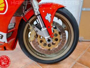 Image 21/32 of Ducati DUMMY (1998)