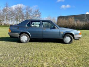 Image 8/36 of Alfa Romeo 75 1.8 (1988)