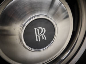 Image 37/99 of Rolls-Royce Corniche I (1979)