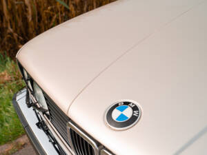 Image 20/80 de BMW 320i (1983)