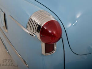 Image 16/48 of Oldsmobile 98 Coupe (1953)