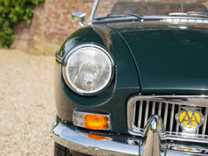Image 19/50 of MG MGB (1969)