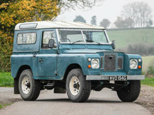 Image 1/34 of Land Rover 88 Lightweight (1968)