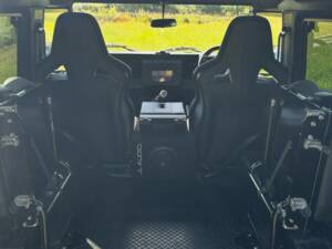 Image 7/62 de Land Rover Defender 90 (2003)
