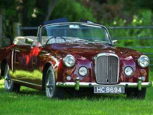 Image 5/50 of Alvis TD 21 (1962)