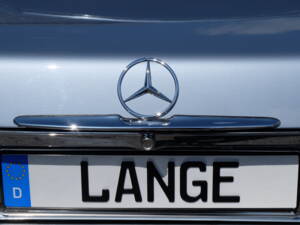 Image 27/57 of Mercedes-Benz 560 SL (1987)