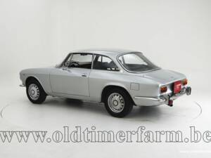 Immagine 4/15 di Alfa Romeo 1750 GT Veloce (1971)