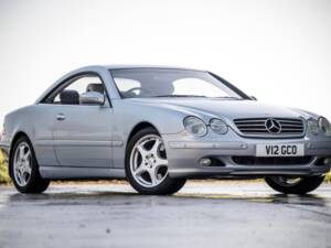 Image 1/7 de Mercedes-Benz CL 600 (2000)