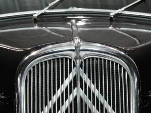 Bild 11/15 von Citroën Traction Avant 11 BL (1947)
