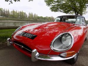 Imagen 40/50 de Jaguar E-Type (1967)