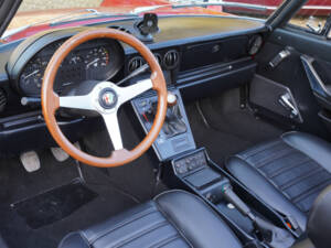 Image 11/50 of Alfa Romeo 2.0 Spider (1988)