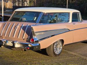 Image 11/47 of Chevrolet Bel Air Nomad (1957)