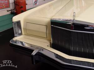 Imagen 7/49 de Lincoln Continental Mark V (1979)