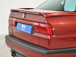 Afbeelding 25/27 van Alfa Romeo 155 1.8 Twin Spark (1996)