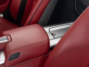 Image 35/48 of Mercedes-Benz SLS AMG Roadster (2012)
