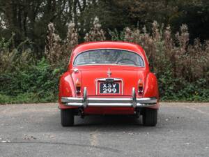 Image 41/45 of Jaguar XK 150 FHC (1960)