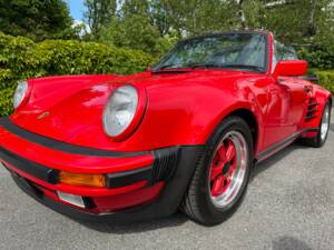 Bild 15/23 von Porsche 911 Carrera 3.2 (WTL) (1987)