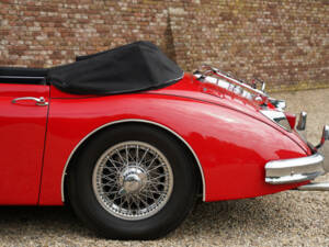 Image 24/50 of Jaguar XK 150 DHC (1960)