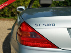 Image 24/50 of Mercedes-Benz SL 500 (2002)