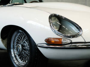 Imagen 18/24 de Jaguar E-Type 3.8 (1963)