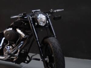 Imagen 24/50 de Harley-Davidson DUMMY (2008)