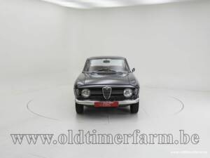 Afbeelding 5/15 van Alfa Romeo Giulia 1600 Sprint GT Veloce (1967)