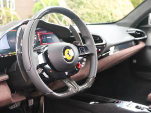 Image 15/28 de Ferrari 296 GTB (2022)