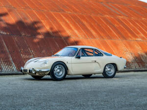 Image 3/39 of Alpine A 110 1100 Berlinette (1965)