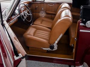 Image 31/49 of Mercedes-Benz 300 S Cabriolet A (1953)