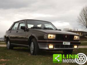 Immagine 8/10 di Alfa Romeo Giulietta 1.6 (1984)