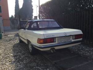 Image 2/18 of Mercedes-Benz 350 SL (1971)