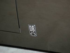 Image 21/36 of Aston Martin DB 6 Vantage (1968)