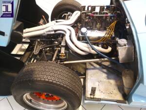 Image 36/50 of Ford GT40 (1966)