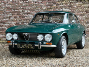 Immagine 44/50 di Alfa Romeo 2000 GTV (1973)