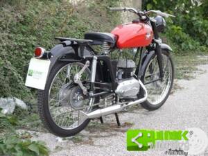 Imagen 3/10 de MV Agusta DUMMY (1952)