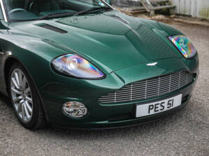 Afbeelding 8/44 van Aston Martin V12 Vanquish (2002)