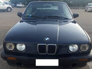 Image 1/21 of BMW 318i (1991)