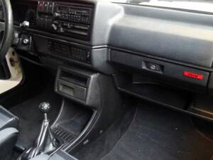 Bild 13/18 von Volkswagen Golf II GTi 16V 1.8 (1987)