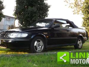 Image 4/10 de Saab 900 2.0i (1997)