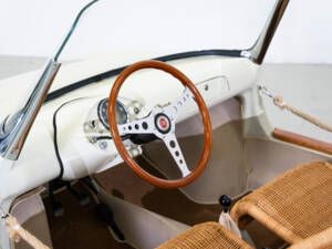 Image 33/74 of FIAT 500 Savio Spider Elegance (1963)