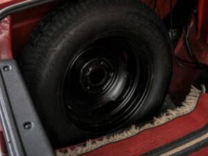 Image 43/50 of Volvo 240 (1987)