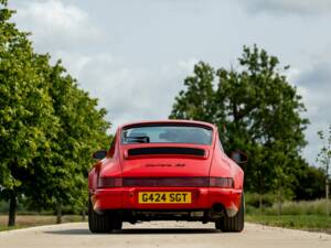 Image 20/45 de Porsche 911 Carrera RS (1990)