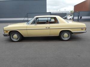 Image 8/20 de Mercedes-Benz 280 C (1973)