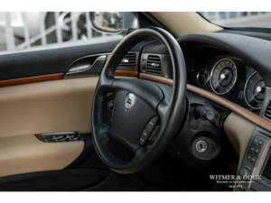 Imagen 11/33 de Lancia Thesis 3.0 V6 (2002)